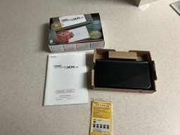 Black (Nintendo 3DS)
