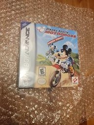 Disney Sports: Motocross (Nintendo Game Boy Advance)