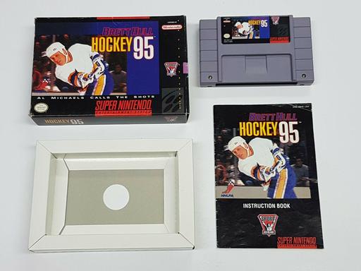 Brett Hull Hockey '95 (Super Nintendo Entertainment System)