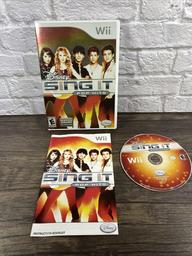 Disney Sing It: Pop Hits (Nintendo Wii)