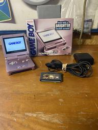 Game Boy Advance SP (Pearl Pink) (Nintendo Game Boy Advance)