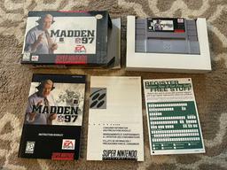 Madden NFL '97 (Super Nintendo Entertainment System)