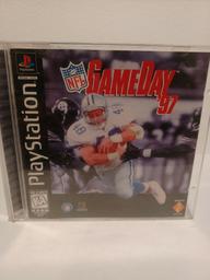 NFL Gameday 97 (Sony Playstation 1)