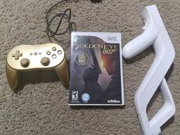Wii Classic Controller Pro (Gold) (Nintendo Wii)